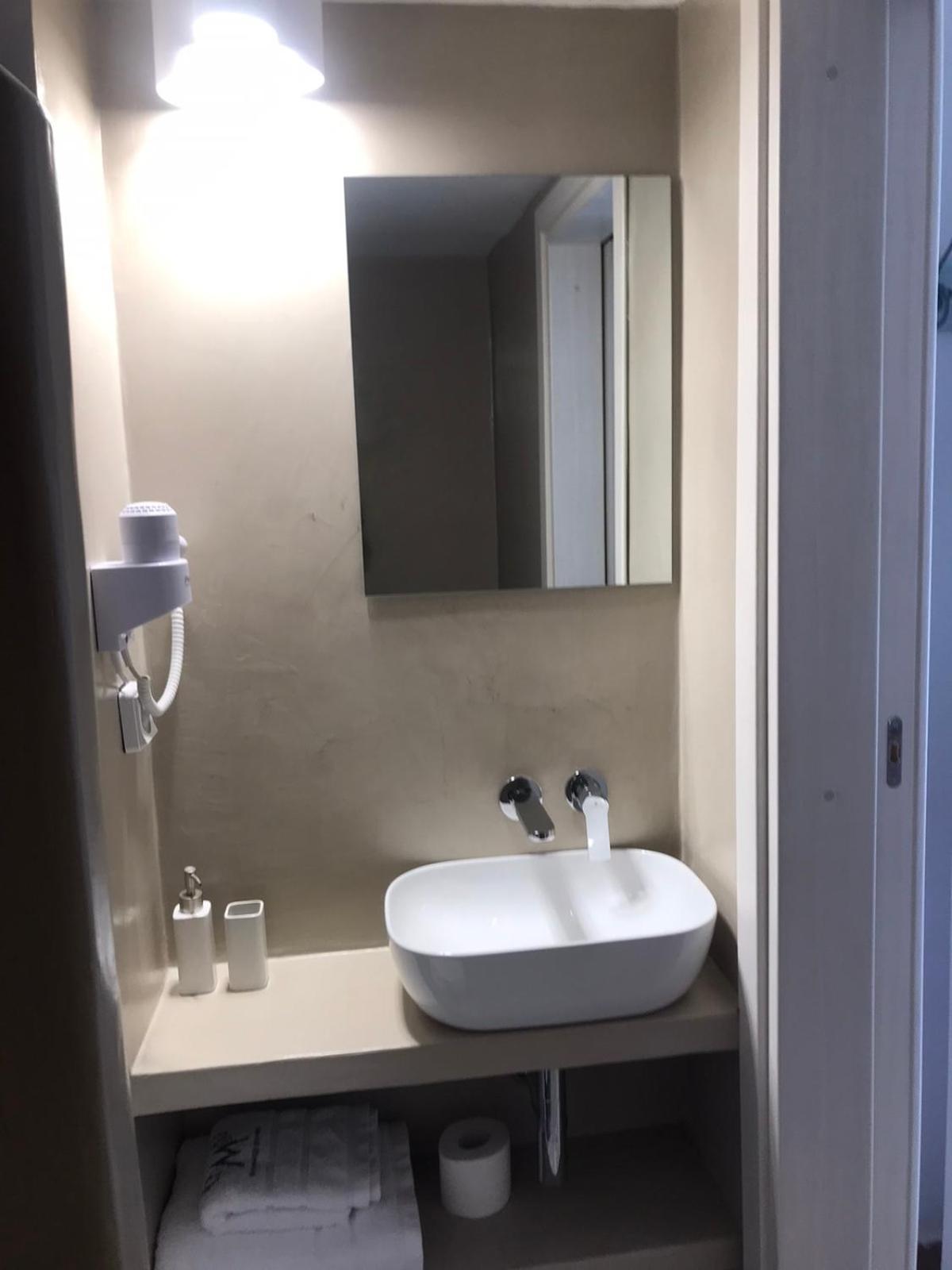 Morpheus Rooms Kini Habitación foto